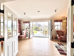 Photo 13- click for photo gallery